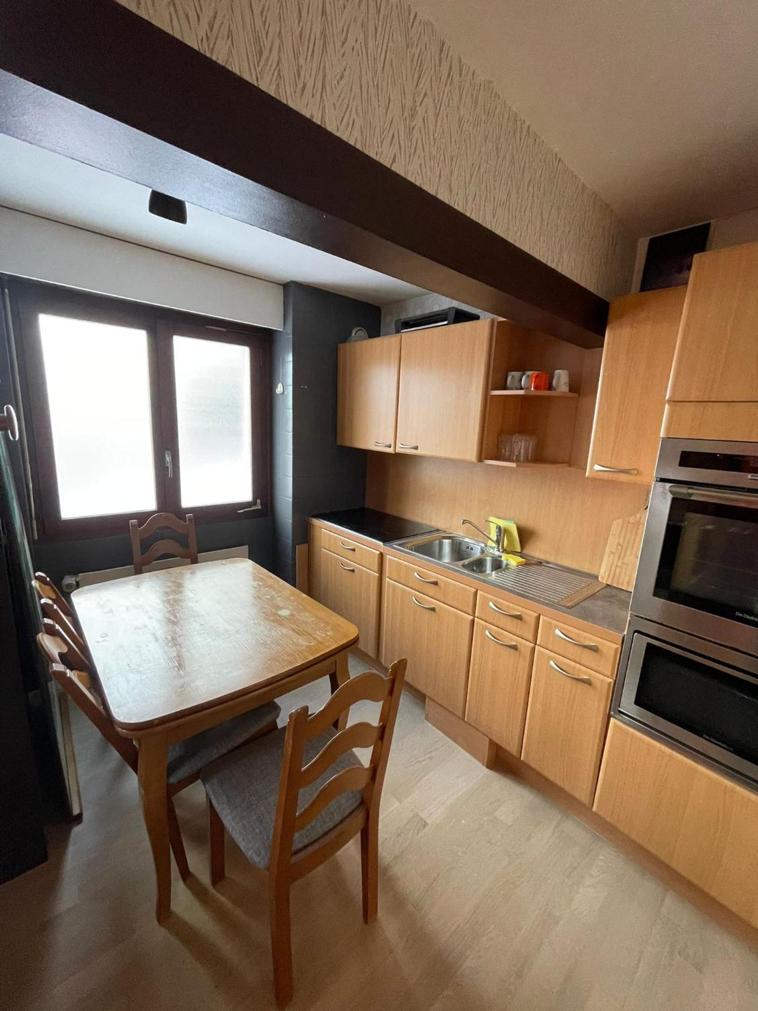 Les Nis Apartment Bourg Saint Pierre Ruang foto