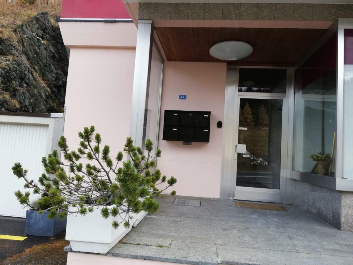 Les Nis Apartment Bourg Saint Pierre Bagian luar foto